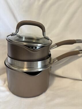 Circulon Premier Professional Nonstick 2 QT 3 QT Saucepans Lids Lot Induction